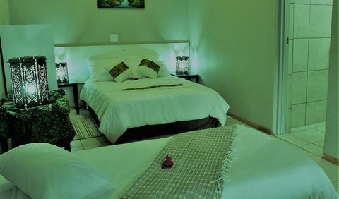 Tarentilos Bed & Breakfast (4 sleeper): 4 Sleeper Quadruple Room