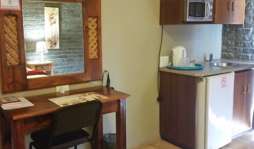 Double Room with Kitchenette: Double Room with Kitchenette
