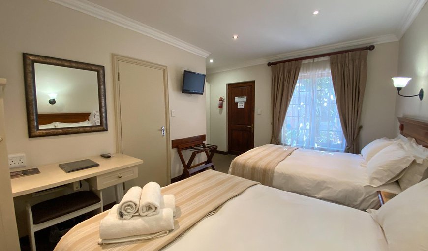 Luxury Garden Twin Room: Luxury Garden Twin Room - Bedroom with 2 double beds