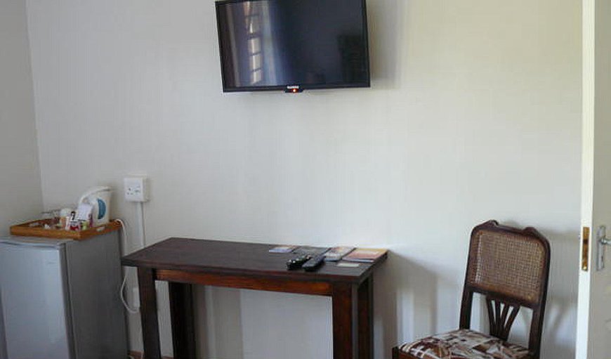 Classic F: Twin Room