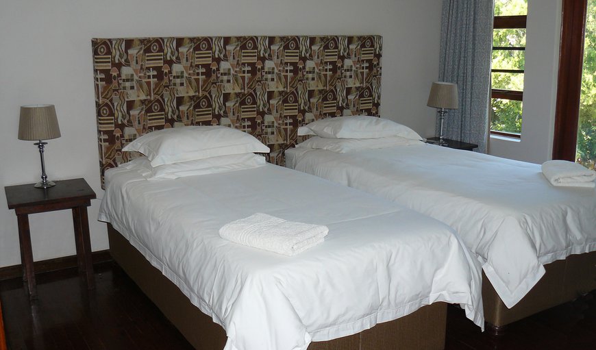 Classic F: 4 Twin Room - Extra Length Twin Beds