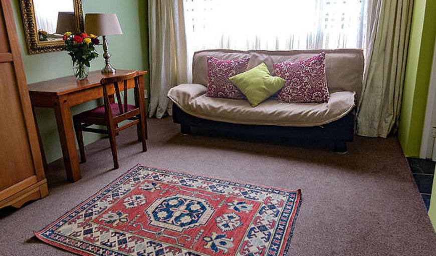 Standard Room (2): Standard Room