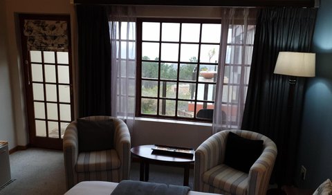 King/Twin Sea View Lodge Room: Seating area