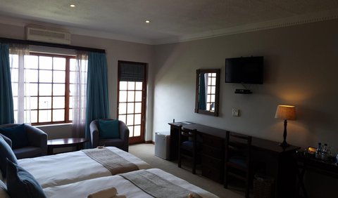 Twin Sea View Lodge Room: Photo of the whole room
