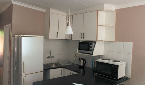 Flat 1: Flat 1 - Kitchen