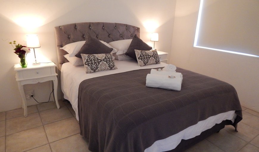Self Catering House: Bedroom with a queen size bed