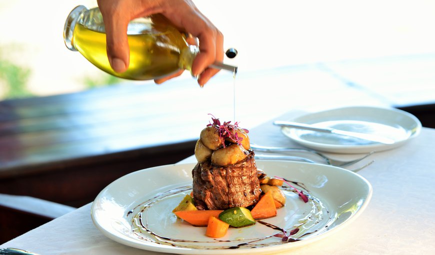Lunch is a light, informal affair with a buffet laden with tasty salads and dishes served in relaxed surroundings. Lunch is a light, informal affair with a buffet laden with tasty salads and dishes served in relaxed surroundings.