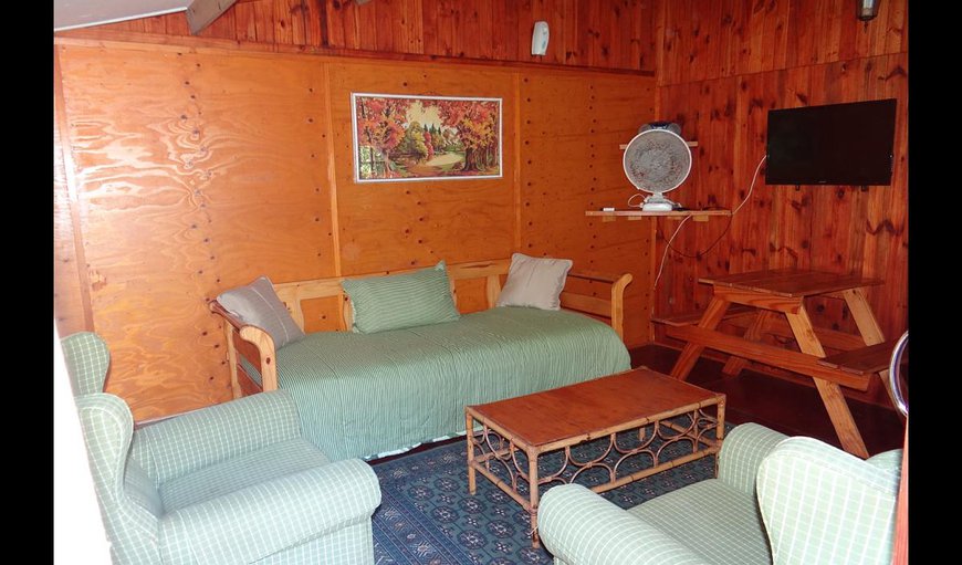 Cabin 2: Cabin 2 - Lounge Area