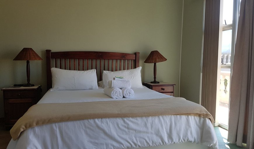 Standard - Venus - This room offers a queen bed, 1 single bed, 1 pull out single bed and a bathroom with a shower and a toilet Standard - Venus - This room offers a queen bed, 1 single bed, 1 pull out single bed and a bathroom with a shower and a toilet