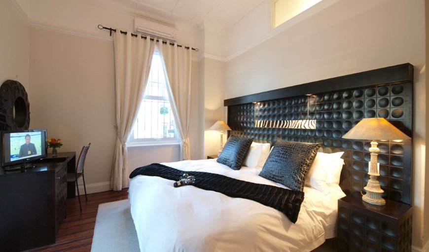 Suites with extra Lounge: Suites with extra Lounge - Bedroom
