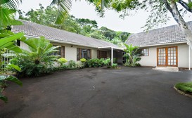 Lakibba B&B image
