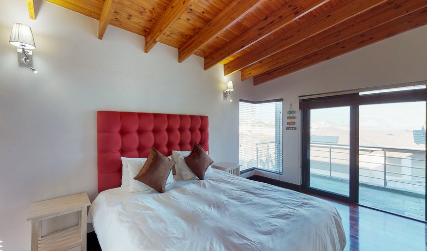 Luxury Mountain View Villa: Bedroom