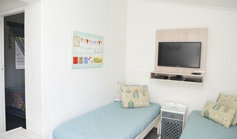 Suidersee 5: Apartment 5 Bedroom