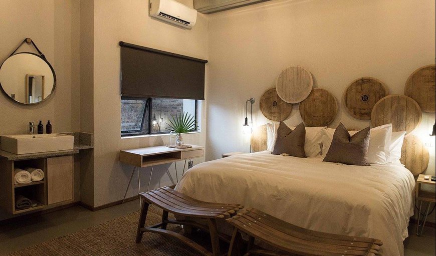 All rooms are elegantly furnished to a high level of comfort and convenience with king/twin beds, a LED Smart TV, DSTV and Wi-Fi All rooms are elegantly furnished to a high level of comfort and convenience with king/twin beds, a LED Smart TV, DSTV and Wi-Fi