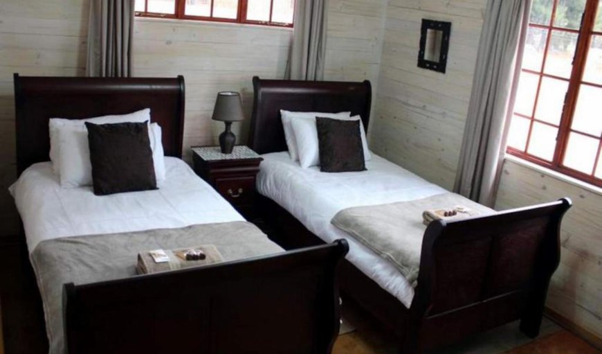 Log Cabin: Bed