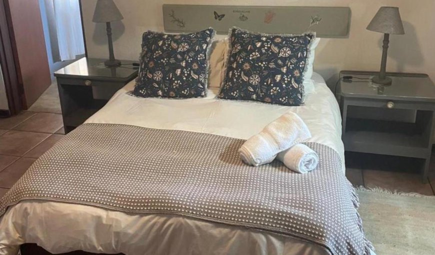 Self Catering Triple Room: Bed