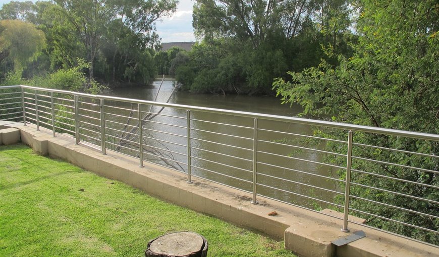 397 Vaal de Grace river view