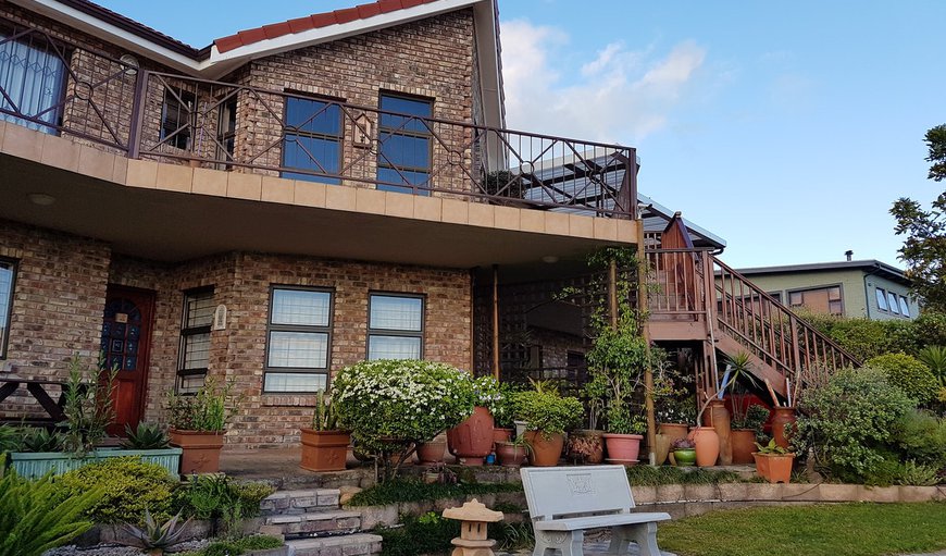 Welcome to Cycad Guest Lodge in Sedgefield, Western Cape, South Africa