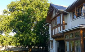 Pandora's Guesthouse & Art image