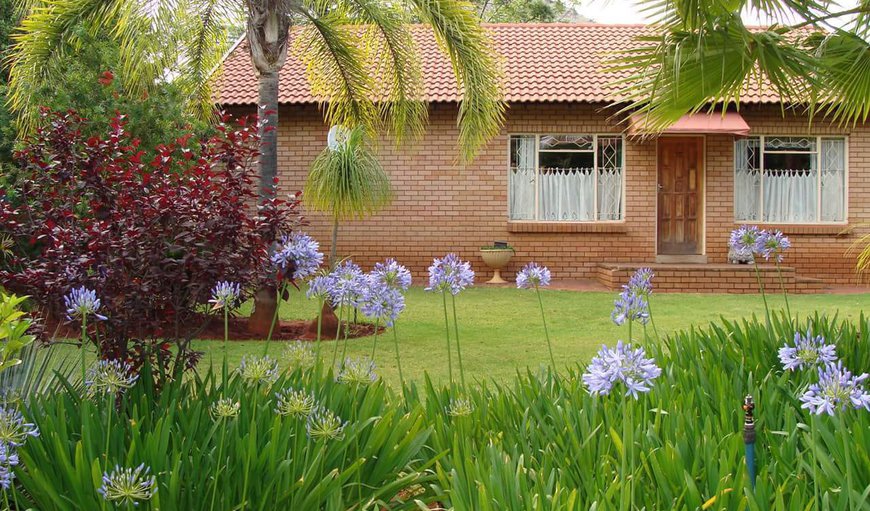 6 Sleepers: Self catering units situated among lush gardens.