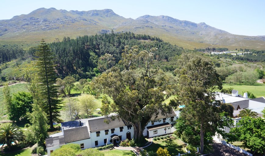 Houw Hoek Hotel is nestled in a nature reserve, just 80km from Cape Town, off the N2