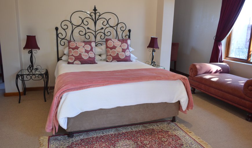 Room 5 Luxury Double bed en-suite Room : Room 5 Luxury Double Bed en-suite with private graden