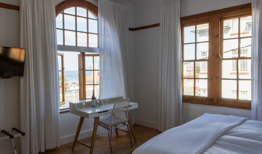Deluxe - The Deluxe rooms are furnished with a king size bed, a flat screen TV, safe, hairdryer and an en-suite bathroom. Deluxe - The Deluxe rooms are furnished with a king size bed, a flat screen TV, safe, hairdryer and an en-suite bathroom.