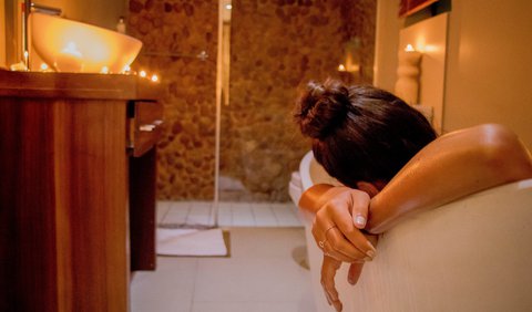 African Safari Lodge | Nyala Suite: Main Lodge - Bathroom