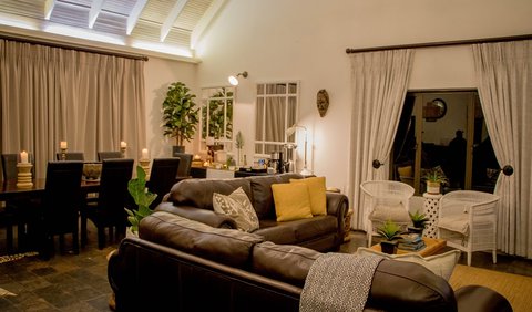 African Safari Lodge | Safari Lodge: Main Lodge
