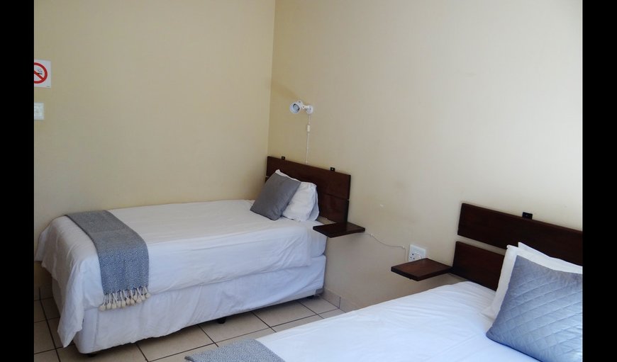 Lepha Double Room: Lepha Guest House