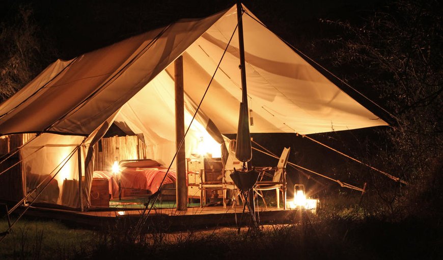 Double Tent: Quatermain's 1920's Safari Camp Double Tent