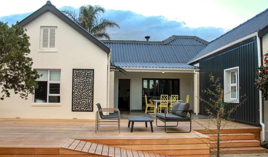 Room accommodation with communal living space in Eastcliff, Hermanus, Western Cape, South Africa
