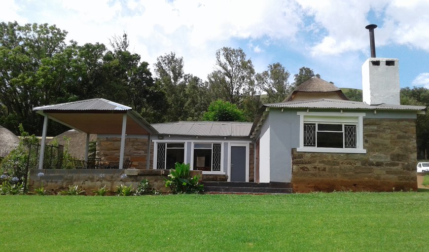 Farmhouse: Farmhouse Front View