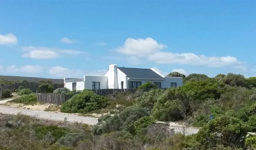 Linga Longa beach cottage in Suiderstrand, Western Cape, South Africa