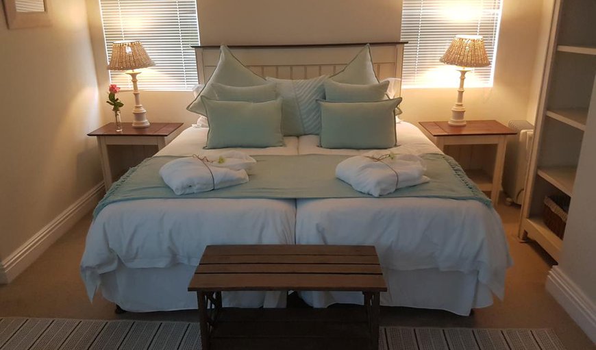 Luxe Lagoon-Sea Facing King /Twin Studio - Bedroom with a king size bed or two twin beds (please request) Luxe Lagoon-Sea Facing King /Twin Studio - Bedroom with a king size bed or two twin beds (please request)