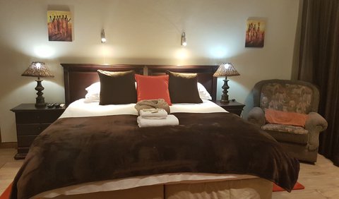 Out of Africa Room: Out Of Africa - Bedroom