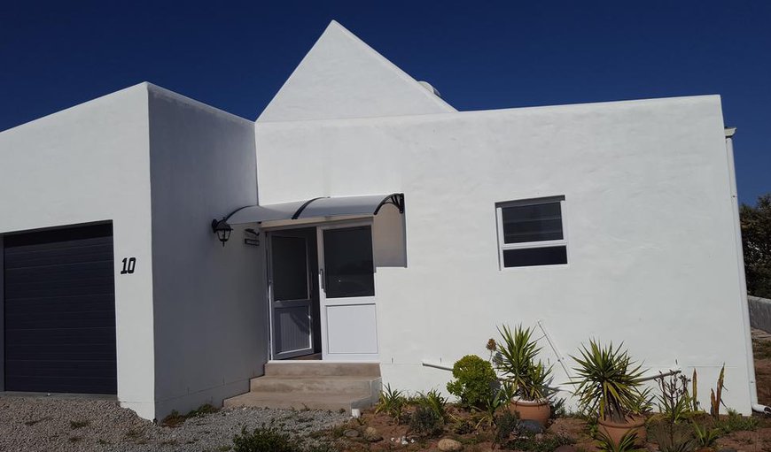 Welcome to the stunning T&T Thiart Fishermans House in Dwarskersbos, Western Cape, South Africa