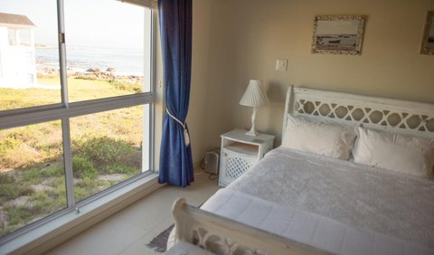 Bedroom 4: beautiful upstairs room that has an extended room with 2 futons! 
will accommodate 4.Has bathroom that consists of bath shower double vanity and toilet.Tea and coffee facilities in room.