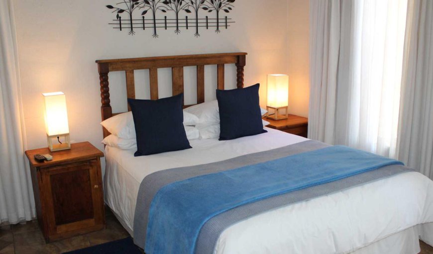 Twin Executive Room: Luxury Family Room - This room is furnished with a double bed and a 3/4 bed