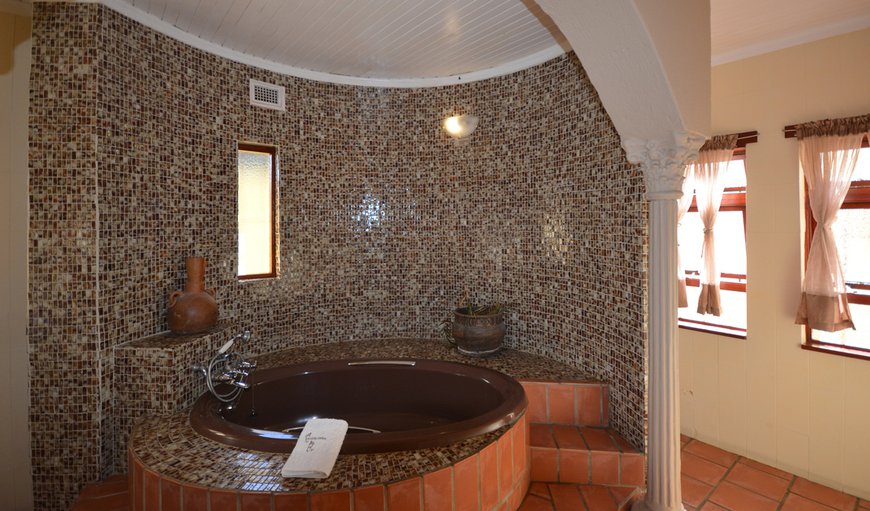 Bedroom Four: Room 4 - Bathroom