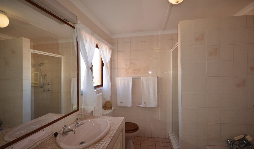 Bedroom Six: Room 6 - Bathroom