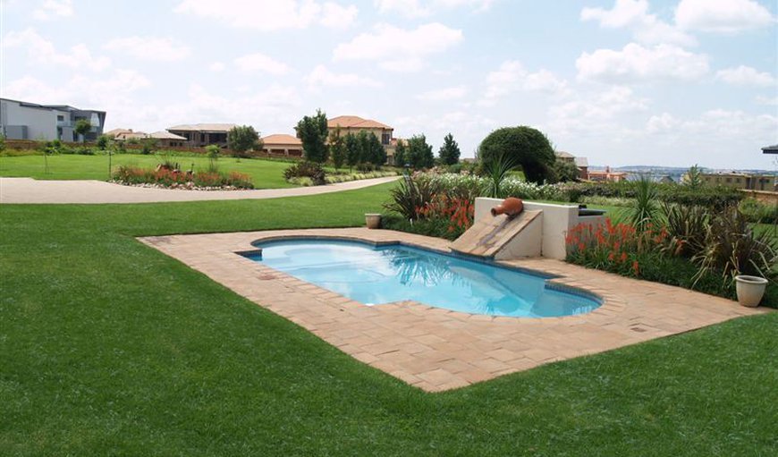 Verresig B&B is located in a tranquil security complex with a swimming pool situated outside the rooms on the premises.