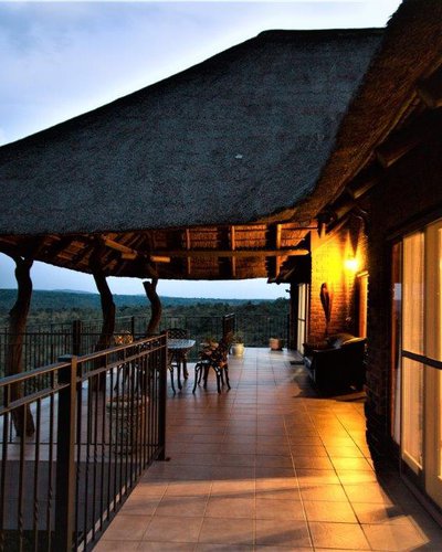 Twilight Patio view Mabalingwe Uzuri Lodge