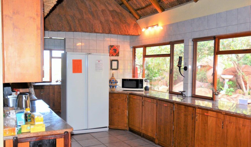Large open plan kitchen. The animals often come to the windows or are visible from the huge windows. Large open plan kitchen. The animals often come to the windows or are visible from the huge windows.