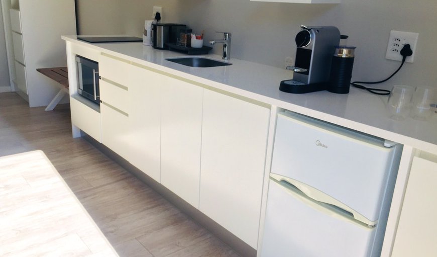 River Deluxe Suites - Microwave oven, Snappy Chef induction stove, Nespresso coffee machine with coffee pods & milk River Deluxe Suites - Microwave oven, Snappy Chef induction stove, Nespresso coffee machine with coffee pods & milk
