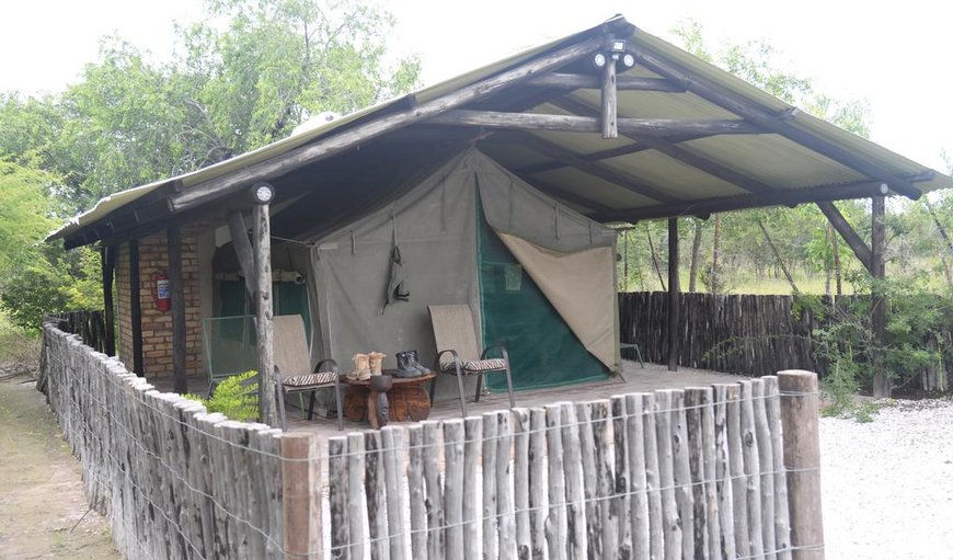 Safari Explorer: Safari Tent - Outside View