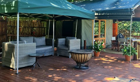 Falcon Tent: Patio/Deck