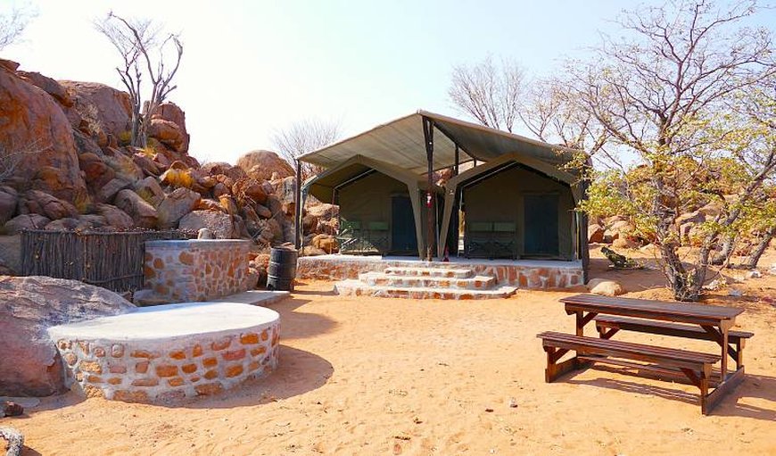 Safari Family Tent: Safari Family Tent