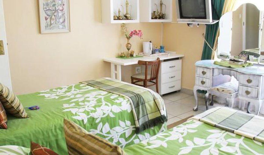 Ahasveros: Ahasveros Room