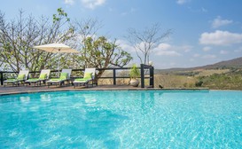 Abangane Guest Lodge image